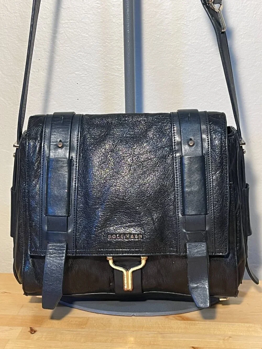 Cole Haan Black Leather Messenger Bag Professional Laptop Work Crossbody